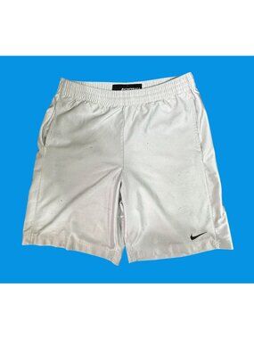Title: Nike Basketball Shorts Men’s M White Dri-FIT Thailand